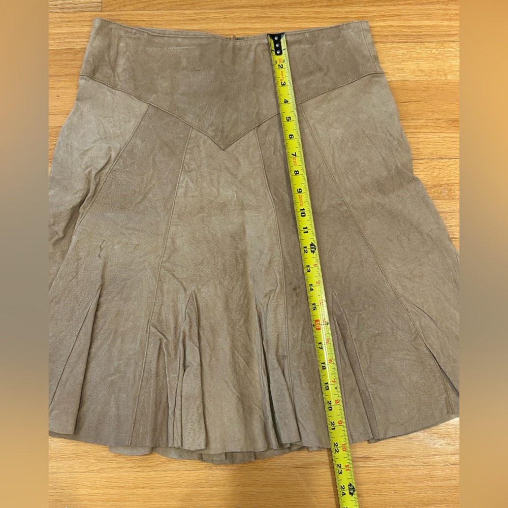 Vintage Y2K Fashion Bug Leather A-Line Skirt Tan Size 6 - Picture 11 of 11